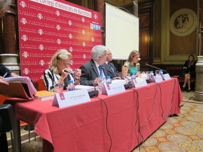 El  Ilustre Colegio de Abogados de Barcelona presenta su informe sobre Justicia