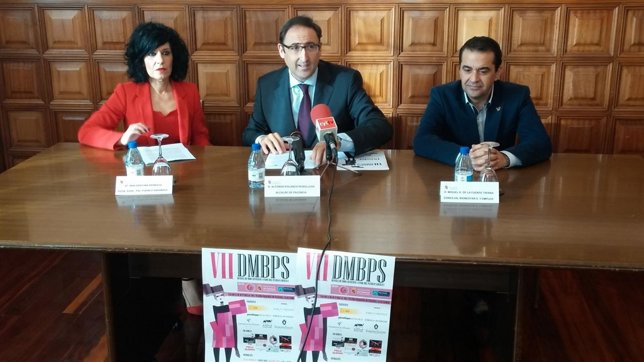 Presentación del VII Desfile Benéfico por el Pueblo Saharui