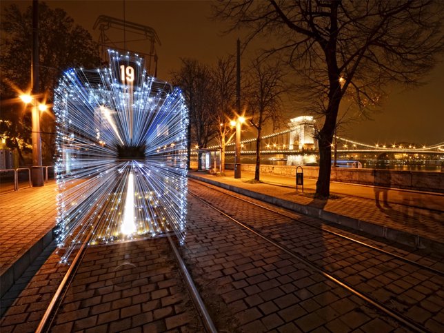 22.00---szabolcs-simo---christmas-tram-web(1).jpg