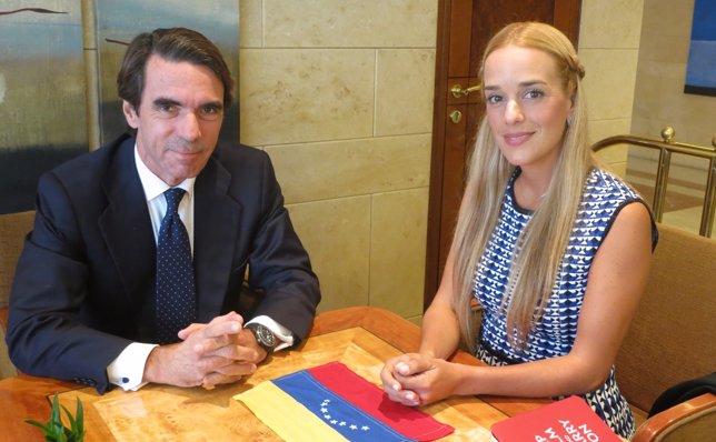 Lilian Tintori se reúne con José María Aznar para que España apoye la liberación
