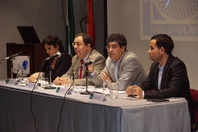 El vicepresidente de la Junta, Diego Valderas, durante un acto en la UPO
