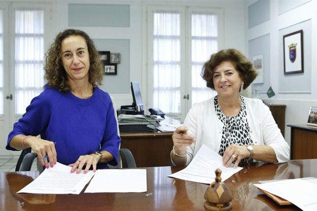 Patricia Ruiz y Ana Lezcano.