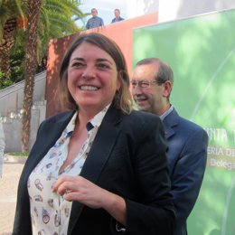 La consejera andaluza de Fomento y Vivienda, Elena Cortés.