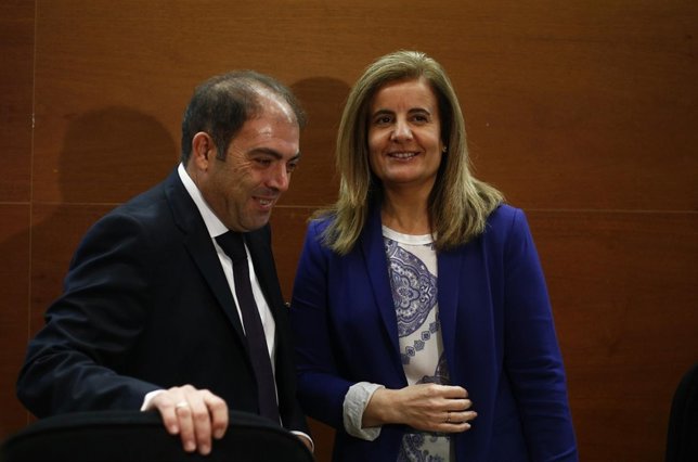 Fátima Báñez y Lorenzo Amor