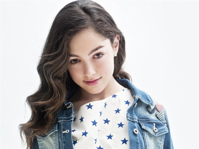 La ganadora de 'La Voz Kids', María Parrado, actúa en Alcala de Guadaíra.