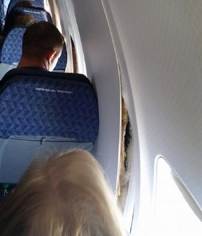 Imágenes del avión de American Airlines roto