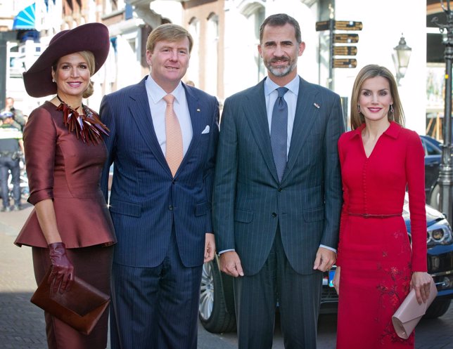 El rey Felipe y la reina Letizia  Reyes Holanda Máxima y rey Guillermo Alejandro