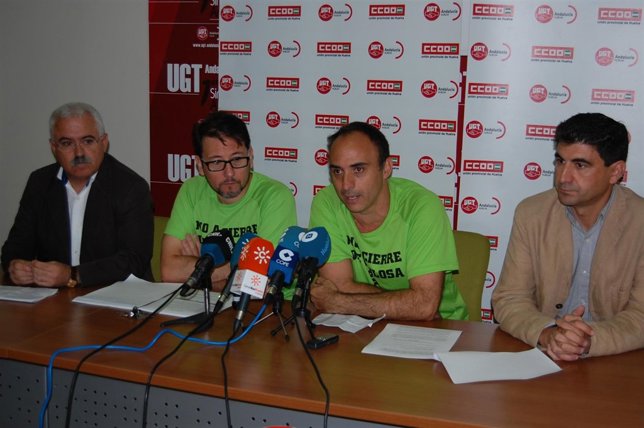 Miembros del comité de empresa de Ence en Huelva. 