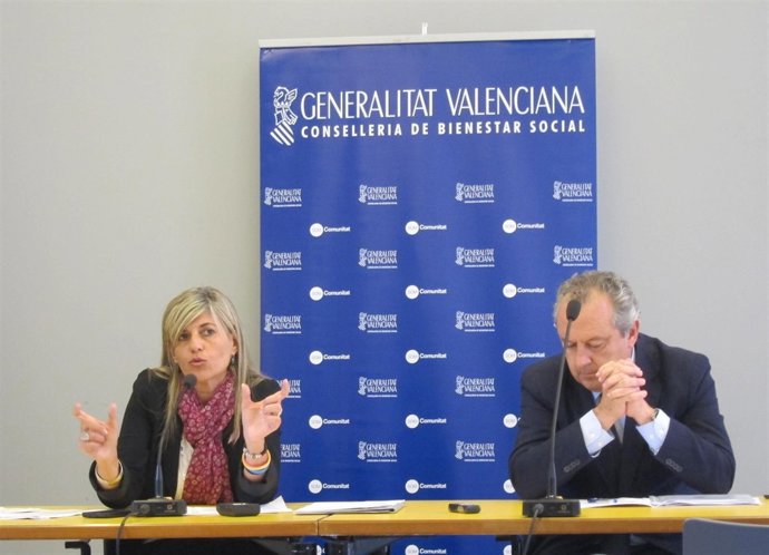 Sánchez Zaplana y Escolano durante la rueda de prensa 