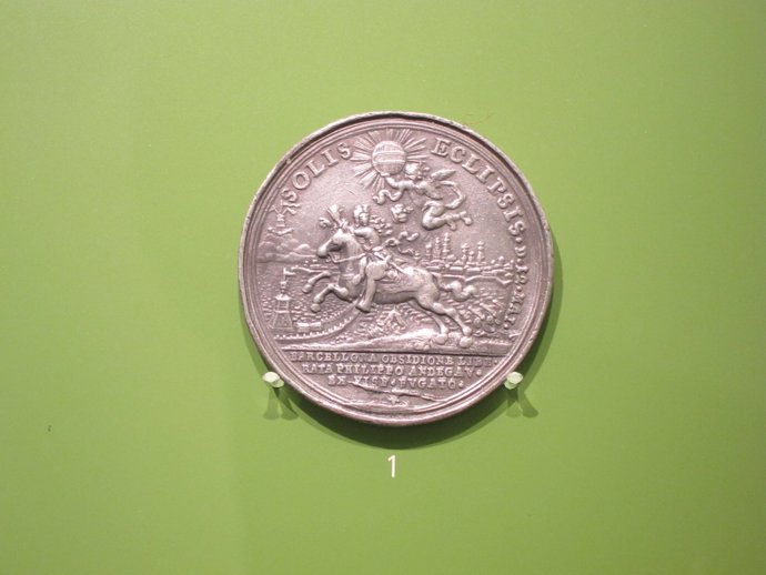 Medalla de la corona del Arch.Carlos con la 'Liberación del asedio de Barcelona'