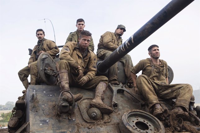 Shia LaBeouf y Brad Pitt en Fury (Corazones de acero)