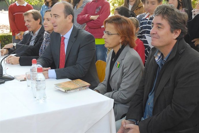 Presentación de la obra 'Poemas de la Vega'