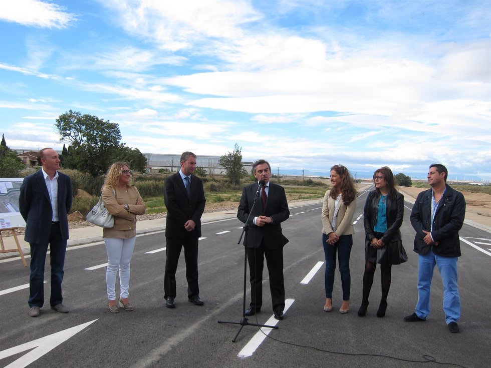 Beamonte ha asistido a la inauguración del Vial Norte de Figueruelas