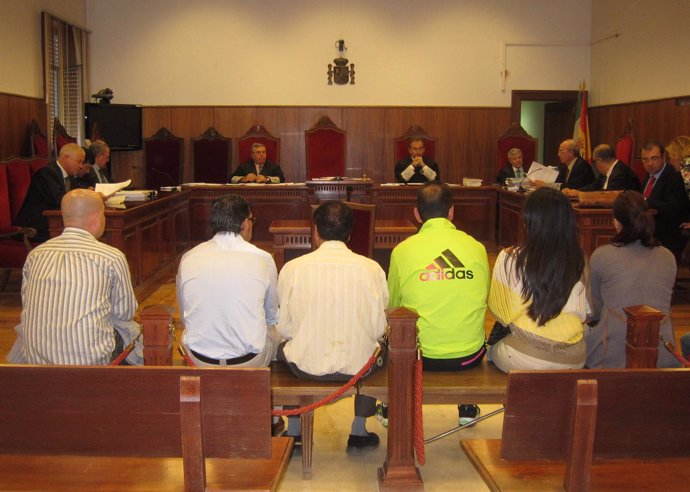 Juicio con el Guardia Civil acusado de tráfico de cocaína