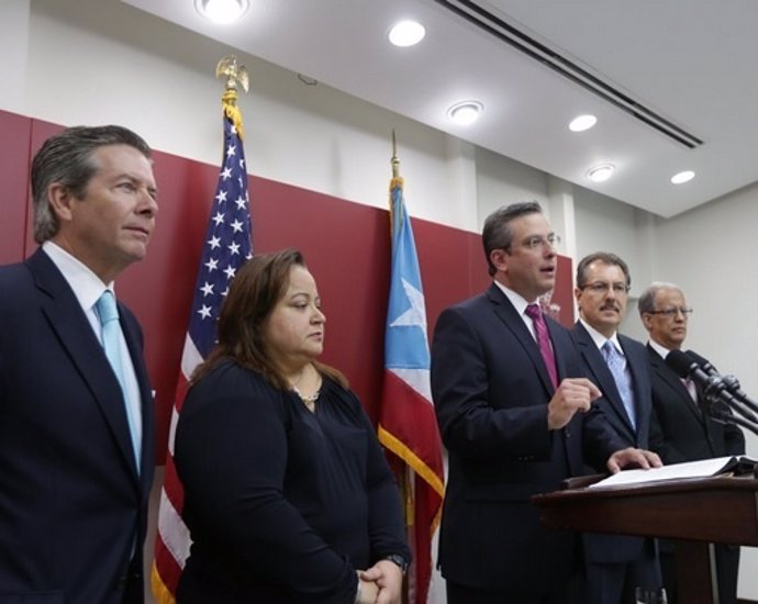 Gobernador de Puerto Rico cambia equipo fiscal