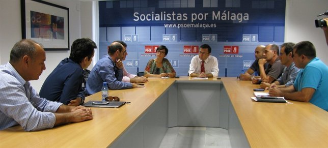 Reunión de heredia y gámez con sindicatos puerto aeropuerto trenes 