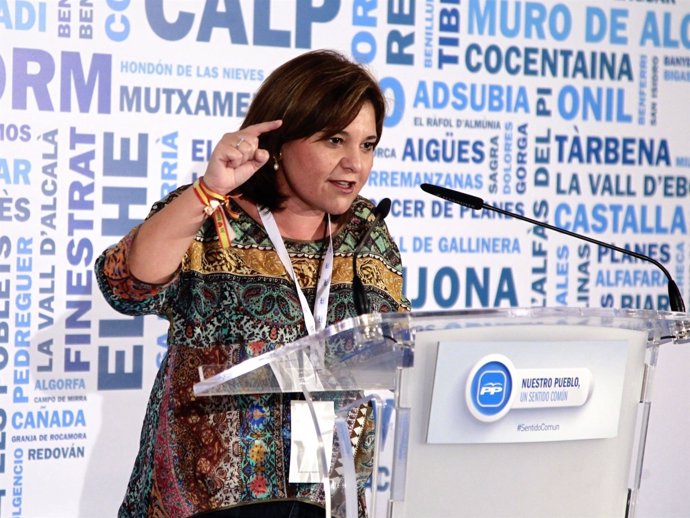 Isabel Bonig en la Convención del PP de Alicante