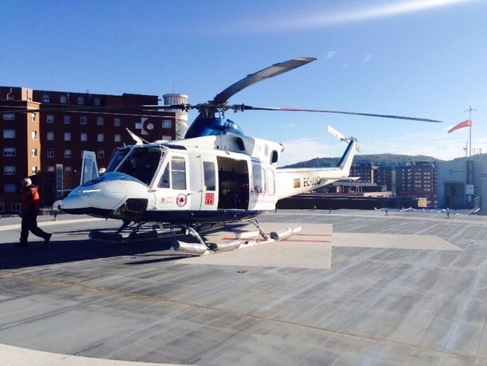 Helicóptero del 112 en el hospital Cruces de Bilbao