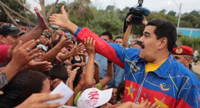 Maduro califica a la juventud como 