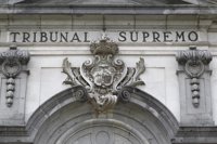 TS declara que el ingreso en prisión de un padre no le exime de pagar la pensión alimenticia a sus hijos menores