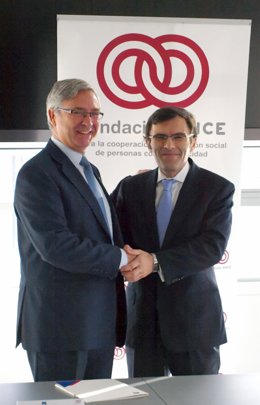 Acuerdo Fundación ONCE y AXA