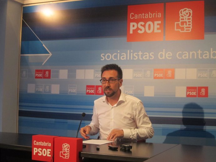El secretario de Organización del PSOE, Javier Incera