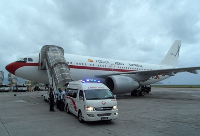 El avión A310 de la Fuerza Aérea traslada a un capitán de la Armada herido
