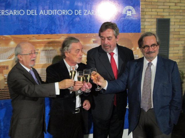 Belloch, Tapia, García Nieto y Pérez Latorre brindan  XX aniversasario Auditorio