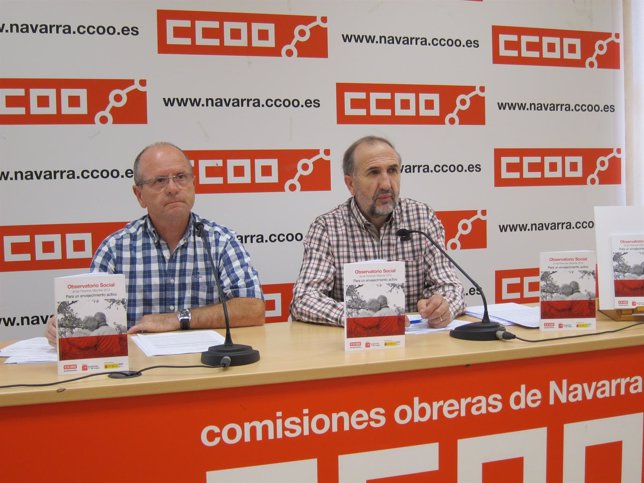 Manuel Vázquez y Julián Gayarre, de CCOO, en la rueda de prensa