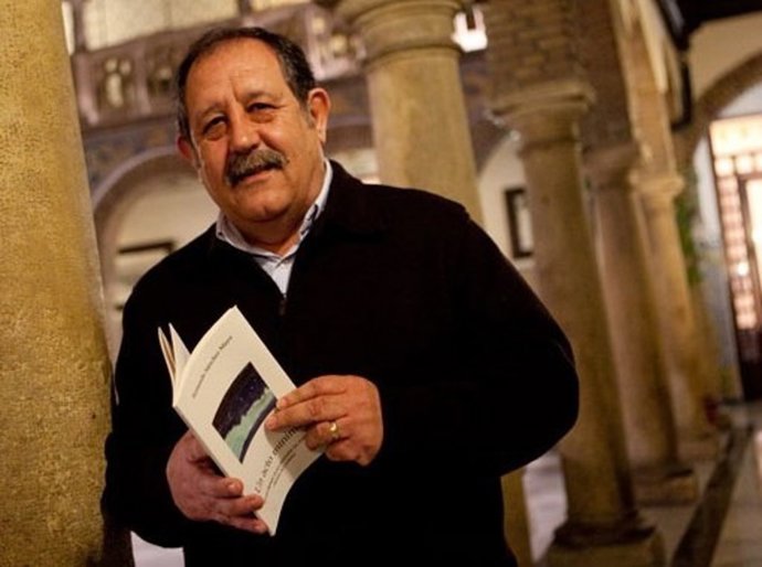 El poeta cordobés Fernando Sánchez Mayo