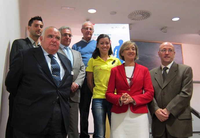 Presentación de la carrera popular Ibercaja Zaragoza 'Por la Integración'