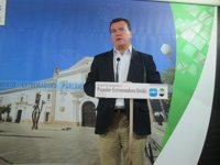 El PP tacha de "seis hojas de literatura" la enmienda a la totalidad de las cuentas presentada por el PSOE