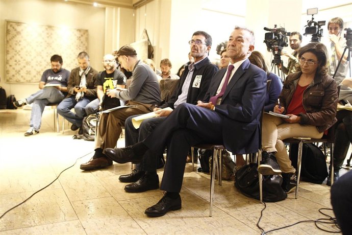 Paulino Rivero Baute, acto contra las prospecciones petrolíferas en Canarias