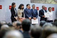 González cree que la subida de turistas extranjeros se debe al plan de fomento del turismo y la recuperación económica