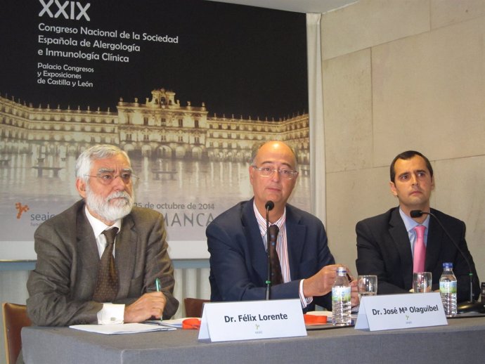Expertos en la presentación del Congreso Nacional de la SEAIC en Salamanca