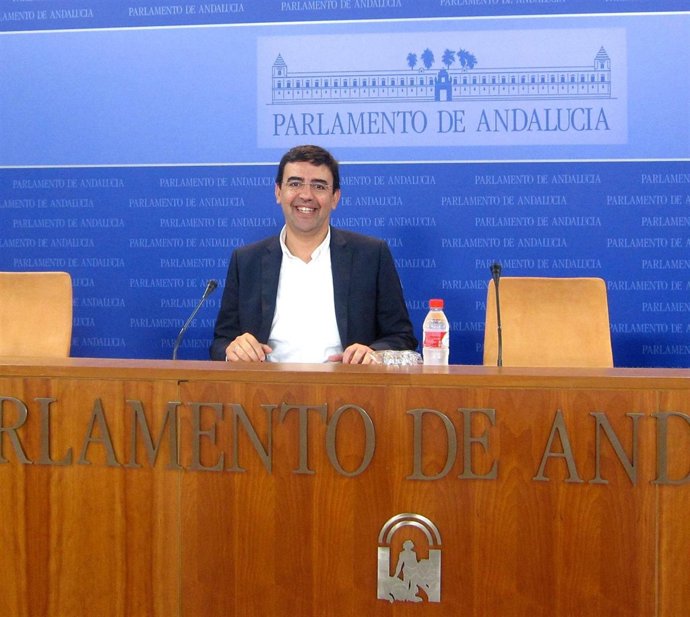 Mario Jiménez, este miércoles