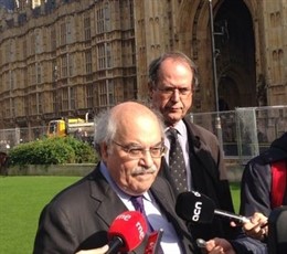 El conseller A.Mas-Colell ante el Parlamento británico