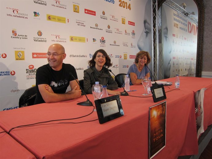 Sharon Maymon (izq) y Tal Granit han presentado 'Mita Tova' en Seminci