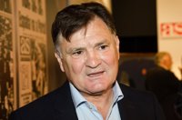 Camacho: "El Real Madrid llega un pelín más fuerte, pero ganará el que mejor defienda"