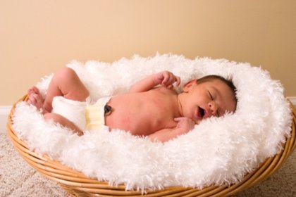 Los Cuidados Del Cordon Umbilical Del Bebe