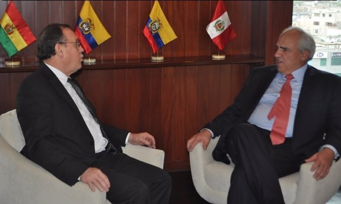 Secretario de CAN, Pablo Guzmán, y Unasur (Ernesto Samper)