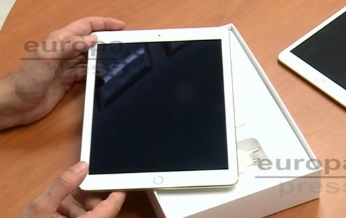 Unboxing iPad Air 2