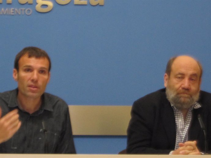 Los concejales de IU Pablo Muñoz y José Manuel Alonso