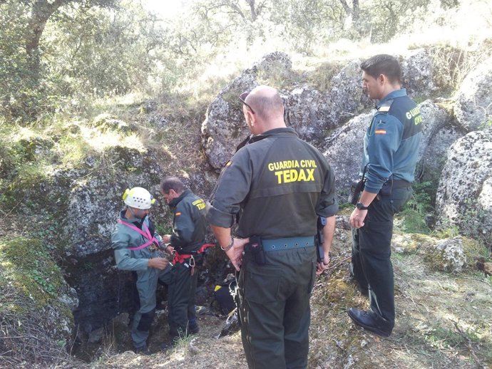 Hallazgo de un proyectil de mortero en Castillo de Locubín (Jaén)