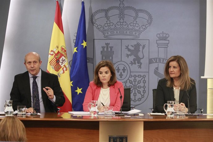 Santamaría, Wert y Fátima Báñez