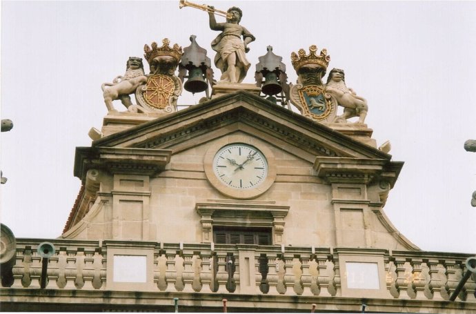 Reloj Del Ayuntamiento De Pamplona