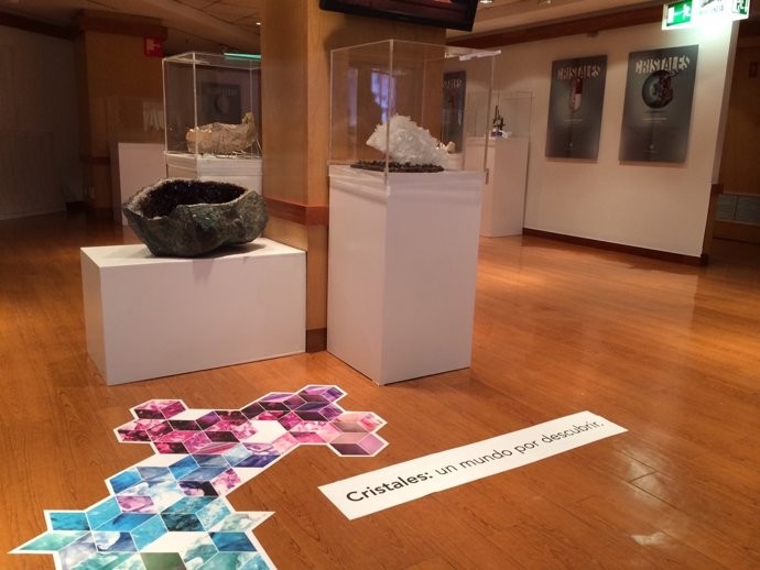 Exposición de cristales de la Fundación Descubre