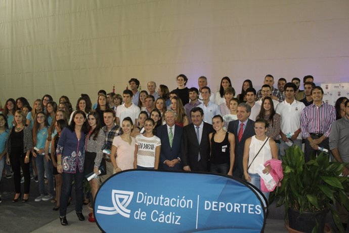 Foto de familia de los premiados en la Gala de Deporte de la Diputación de Cádiz