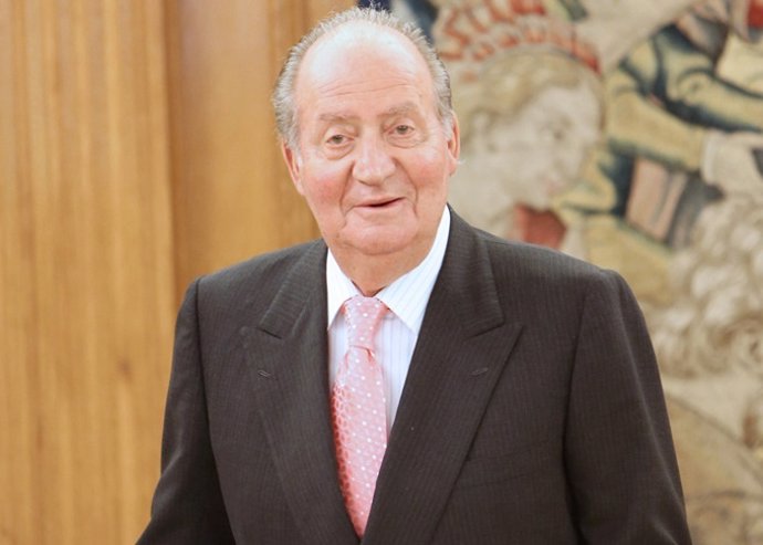 El Rey Juan Carlos quiso apoyar a la selección de baloncesto en Granada