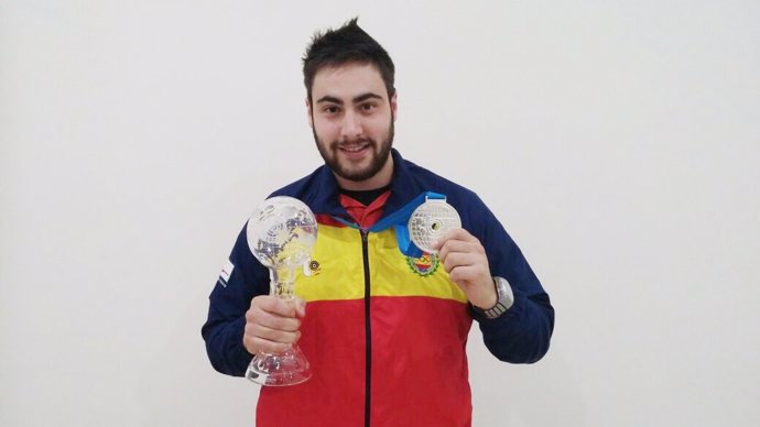 Pablo Carrera tiro olímpico plata 10 metros pistola aire Copa Mundo Azerbaiyán